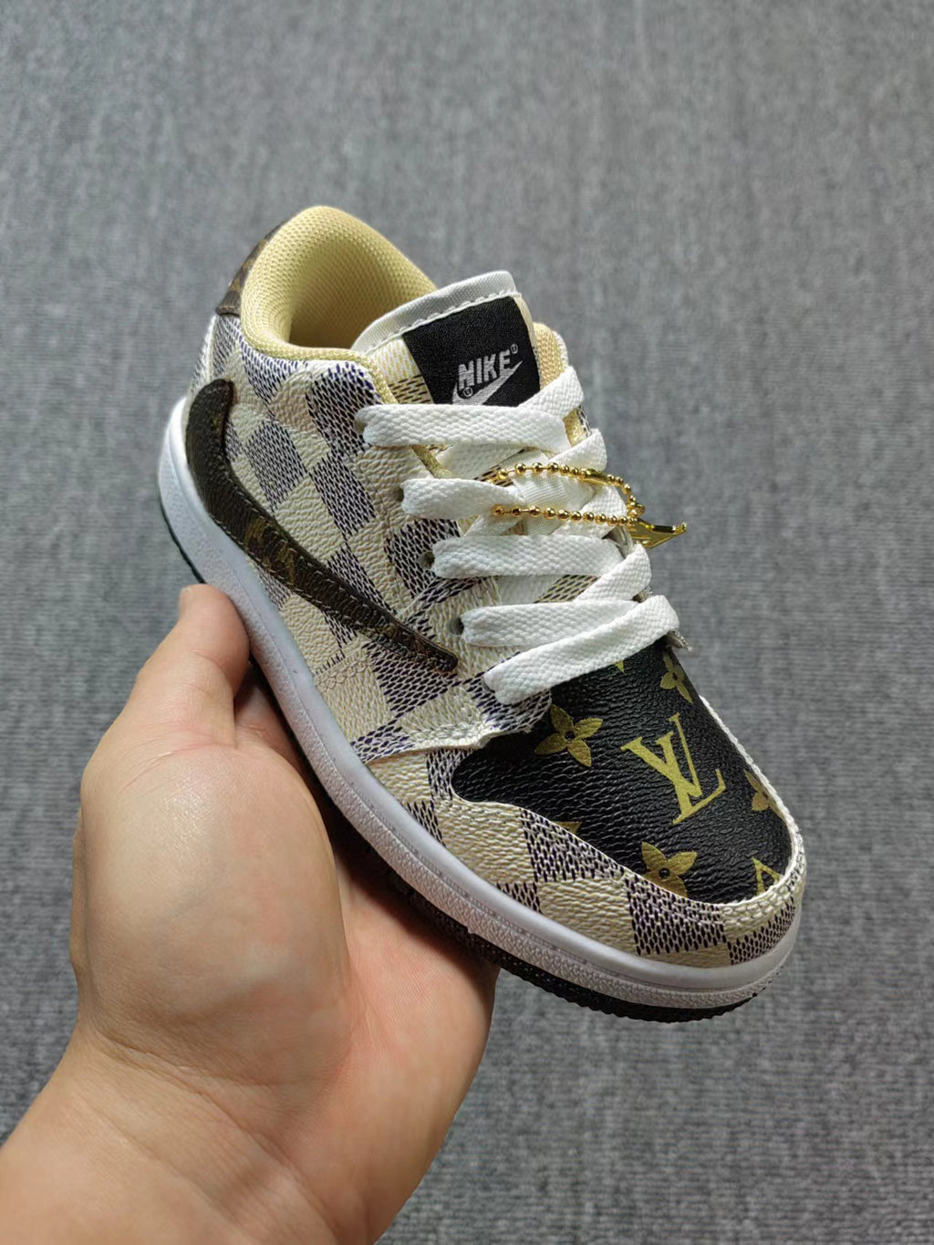 Joe 1 low-top hook LV joint sneakers "White and Black/Dark Grey, Brown"