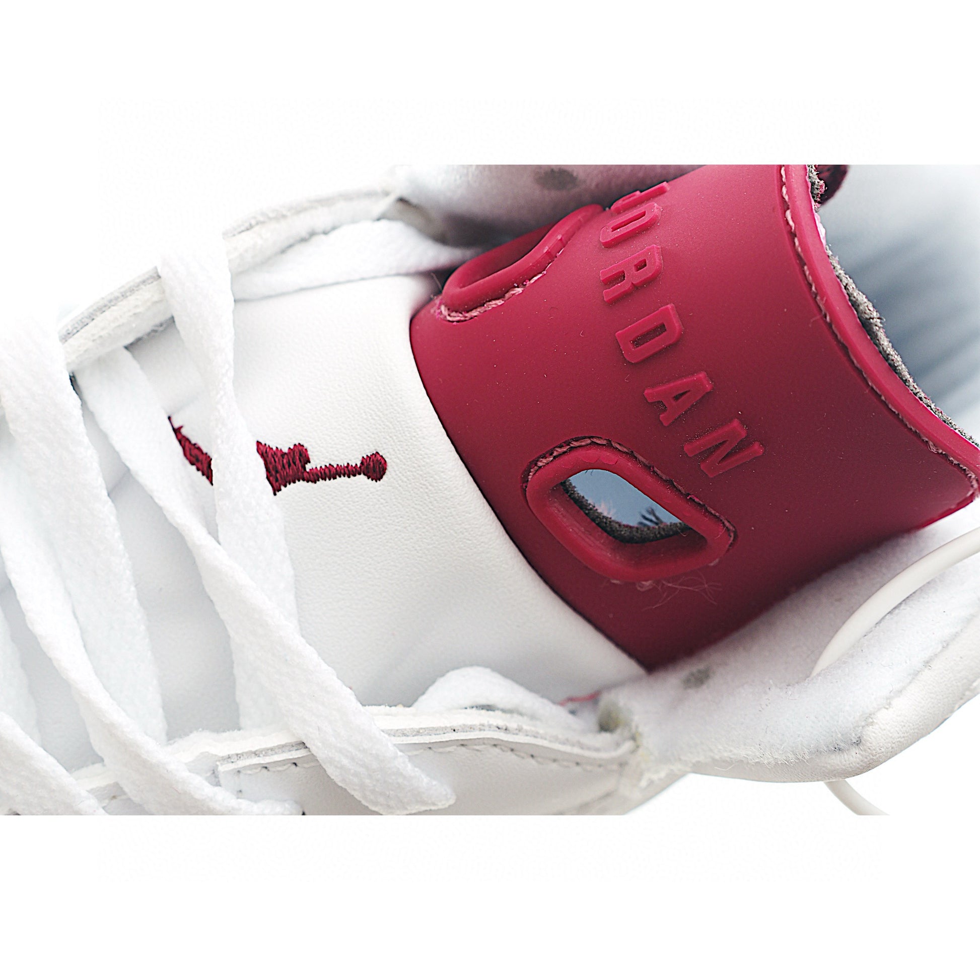 Joe 6 Air Cushion Basketball Shoes for Kids" white, burgundy"