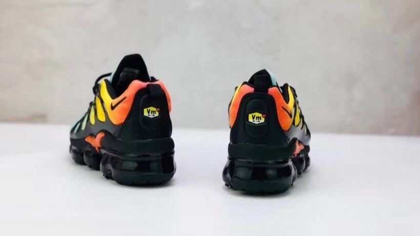 Nike Air VaporMax Plus TN Steam Air Cushion Jogging
