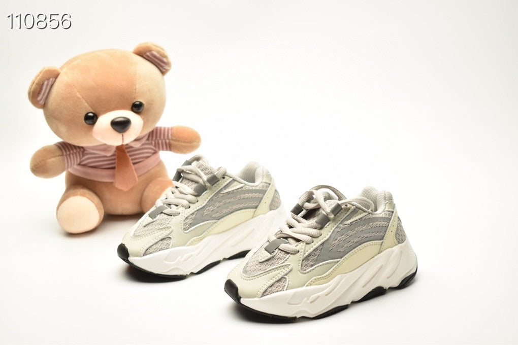 AD Coconut 700 " off white, cream, white"