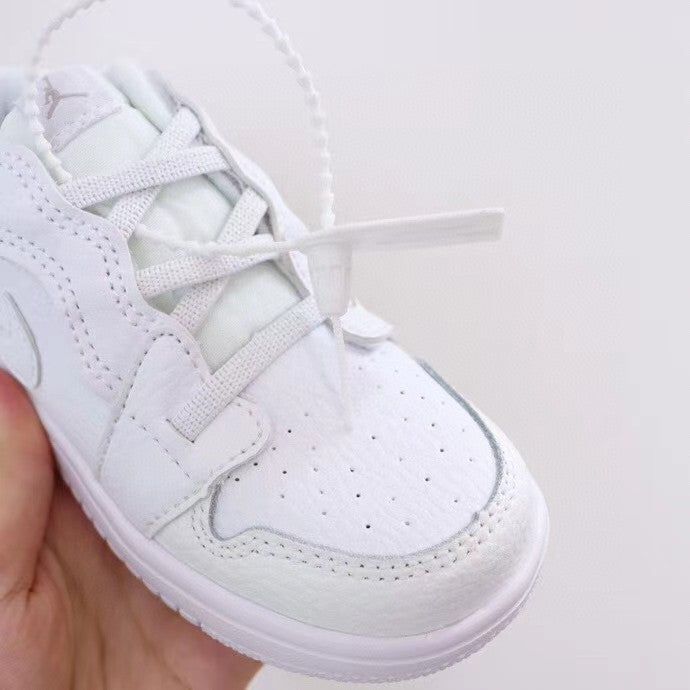 Jordan low top elastic band" white"