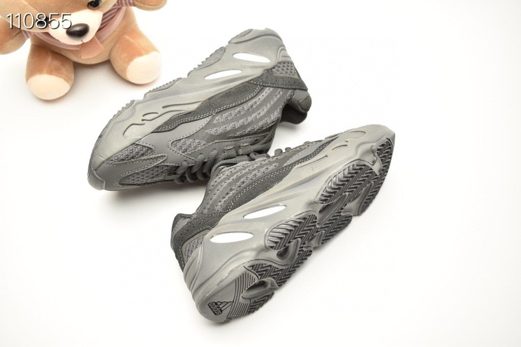 AD Coconut 700 " gray"