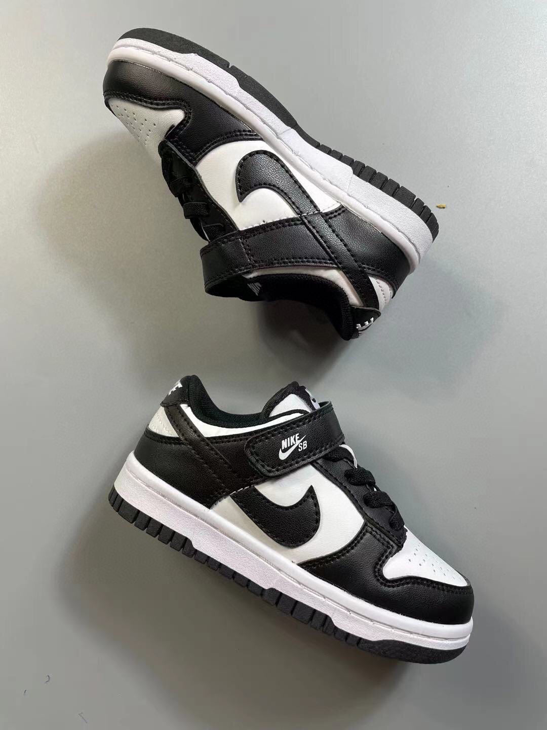 Nike SB single buckle sneakers" white, black"