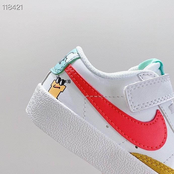 NK Trailblazer Graffiti Low-top" white, red"