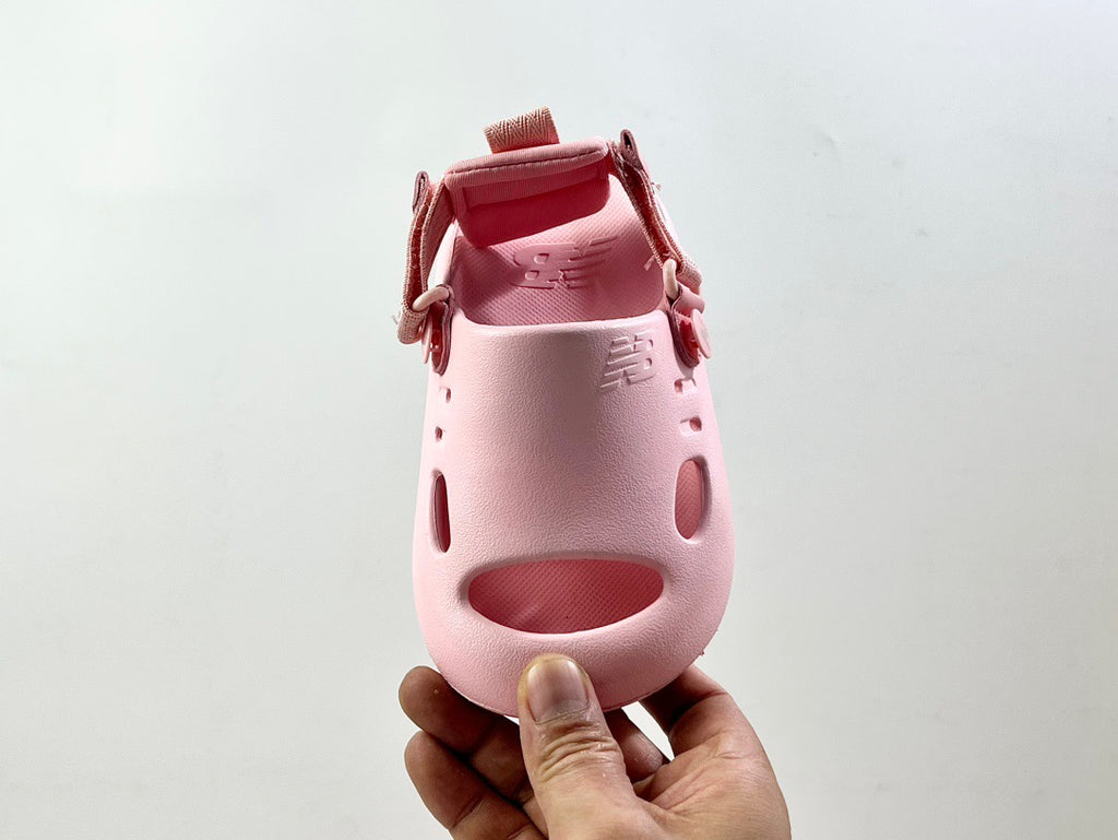 NB hole two-way sandals" pink"