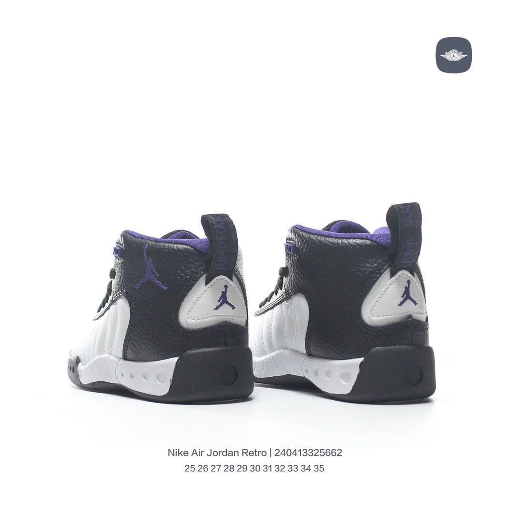 Jordan Retro-combat basketball shoes " black, white"
