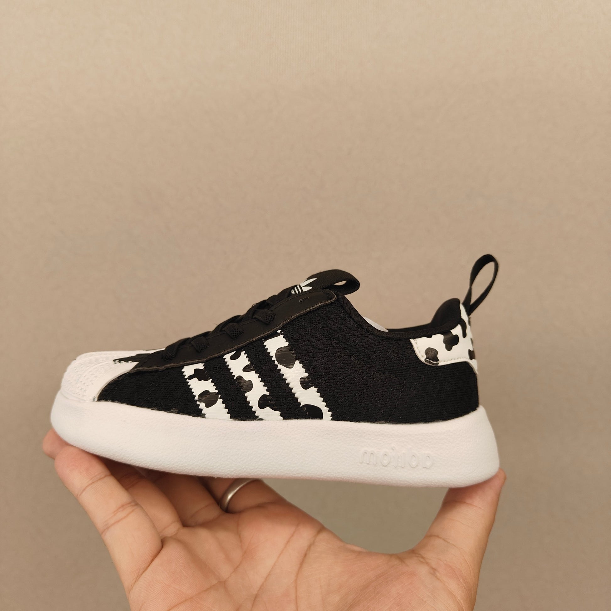 shell toe second generation" Black, white"
