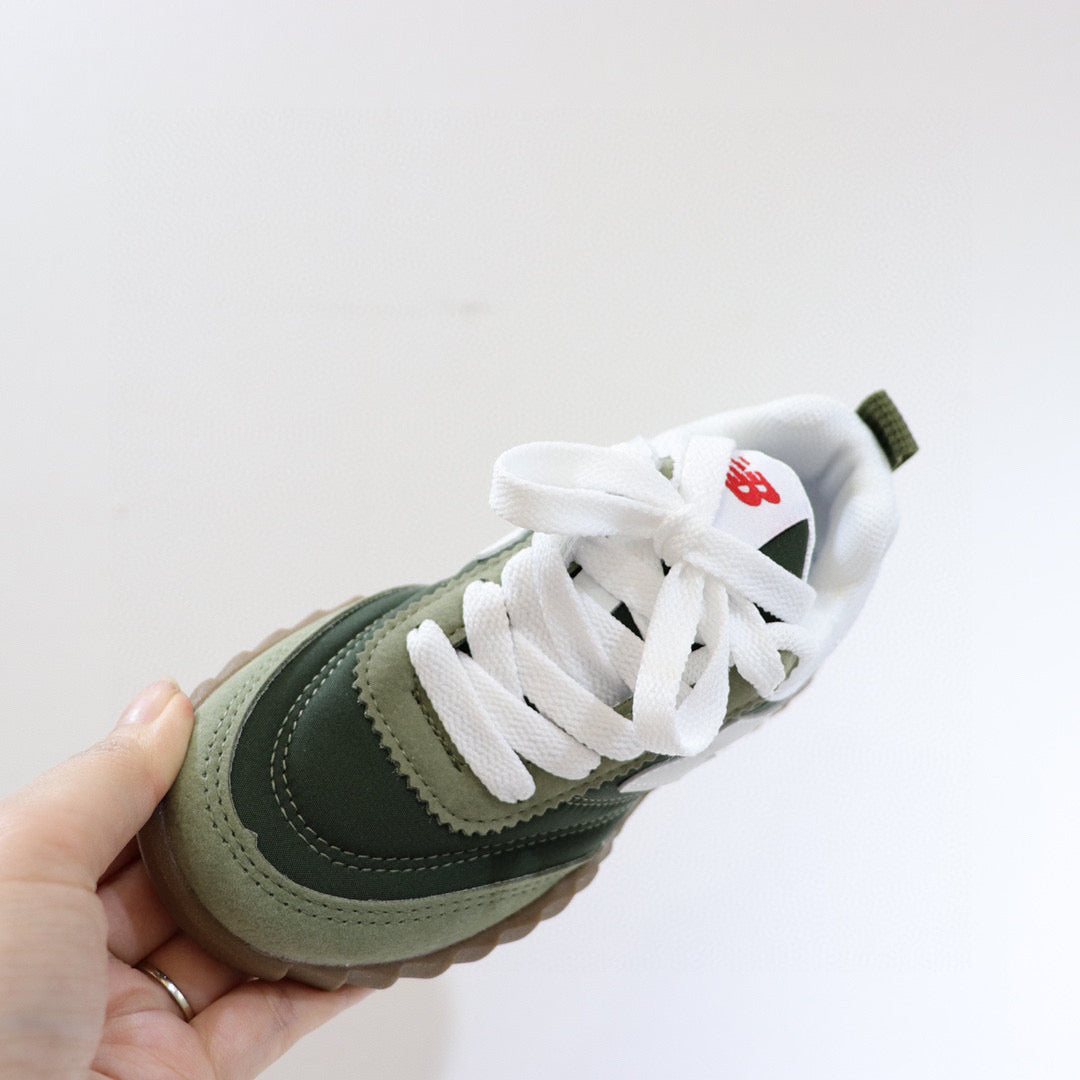 NB overseas version of the shoes" dark green"
