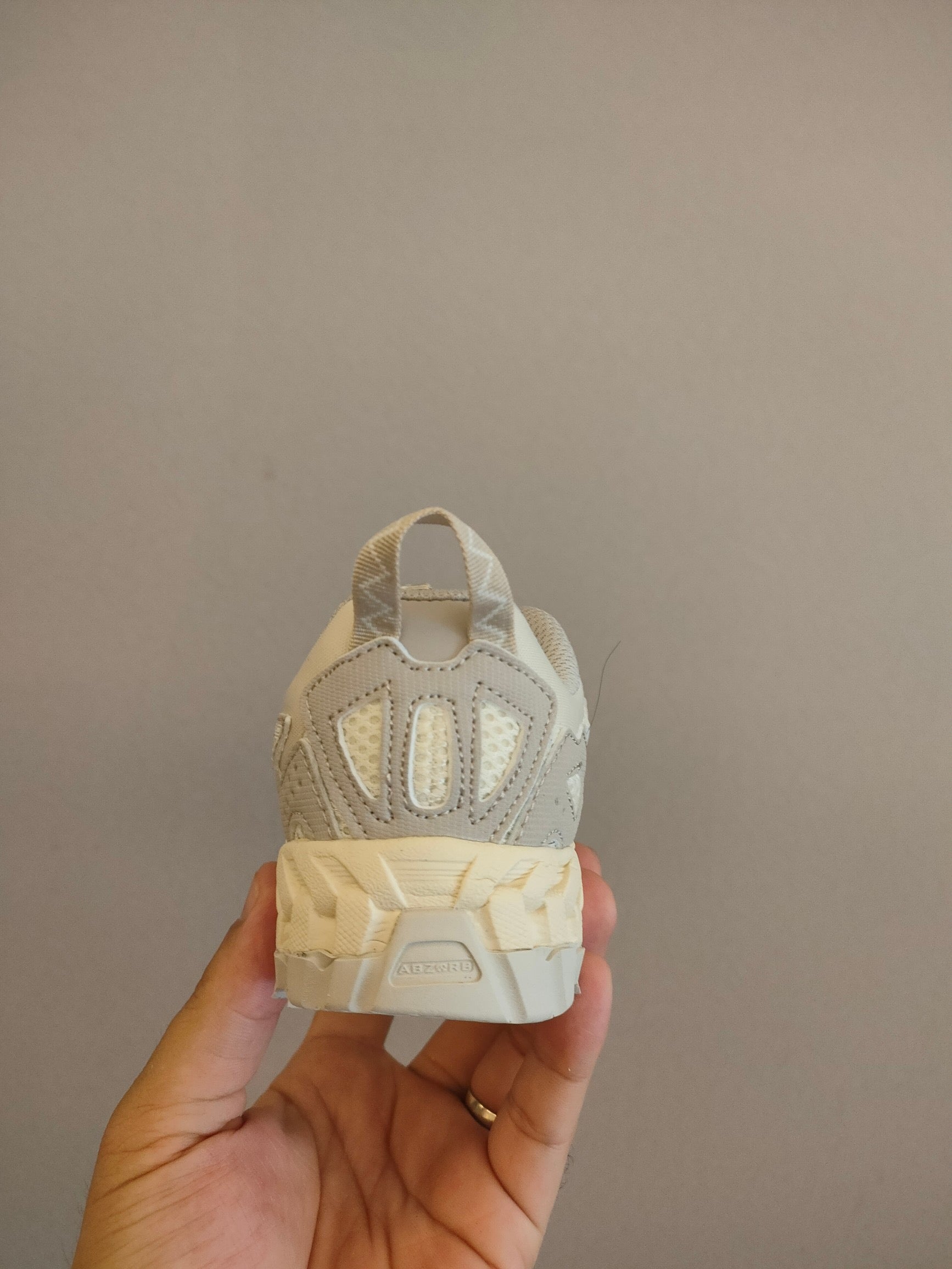 NB610 children's outdoor shoes" cream"