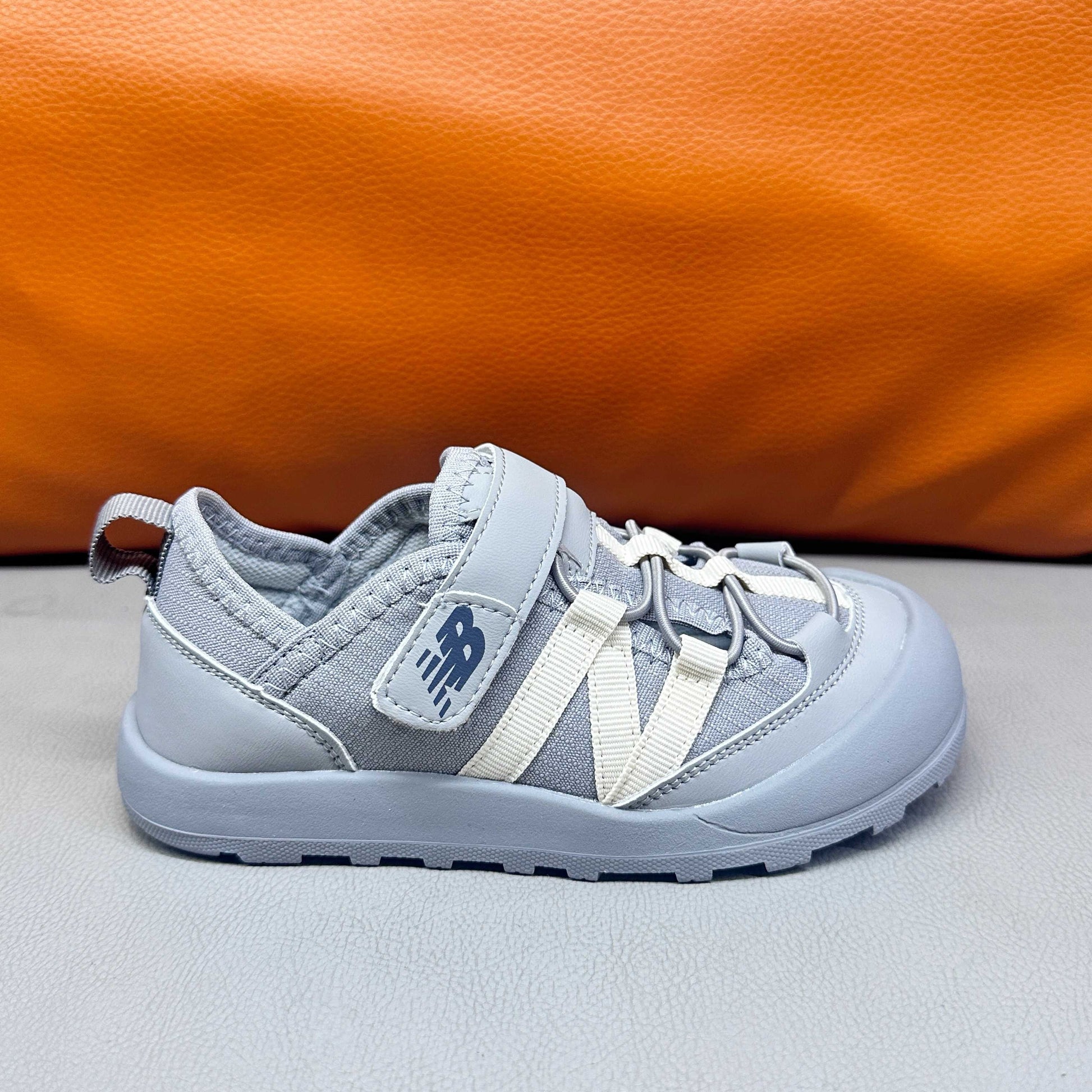 N3205 Velcro Sandals "light -grey "