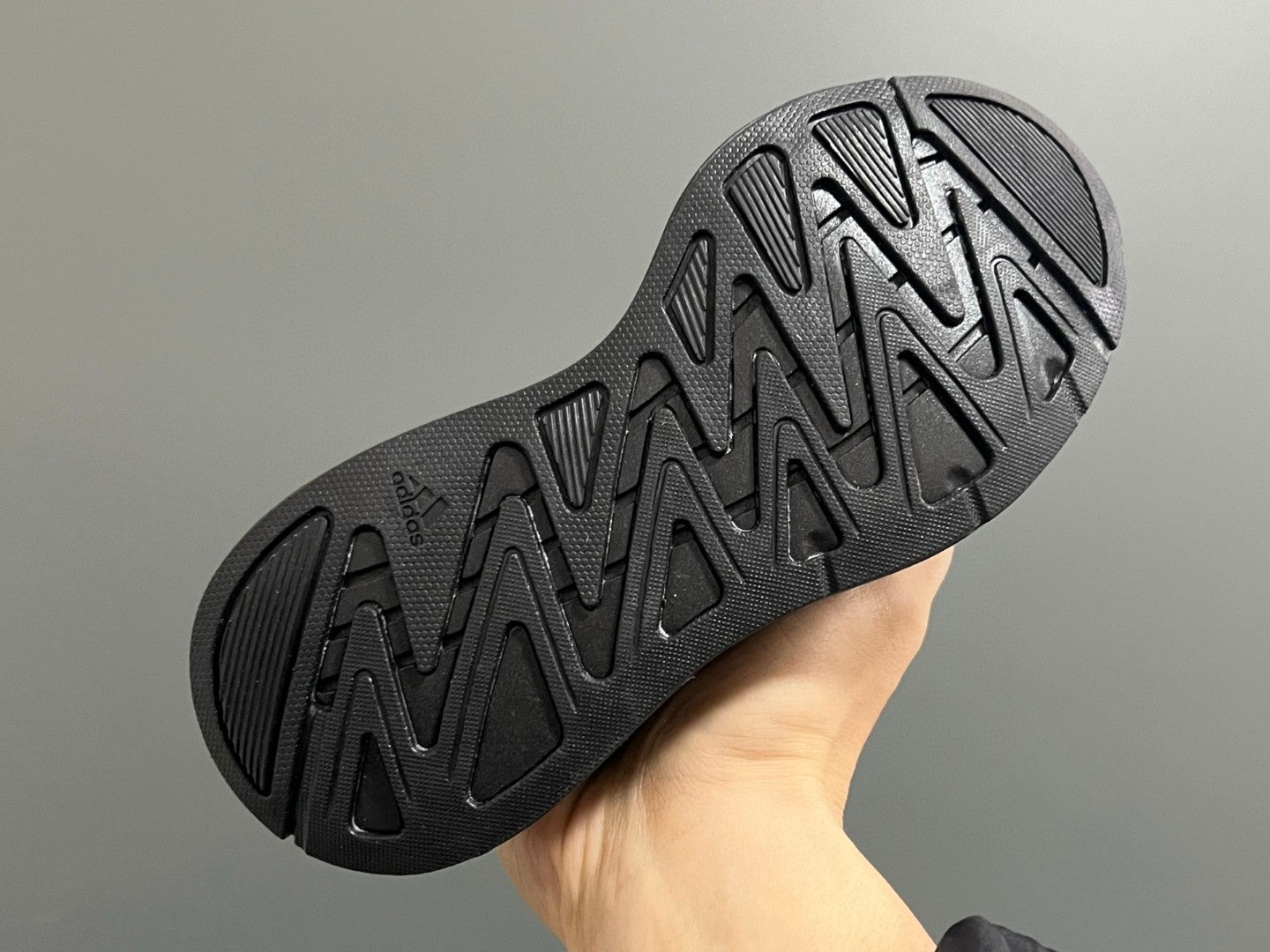 A's new children's shoelace buckle swing sports shoes" black"