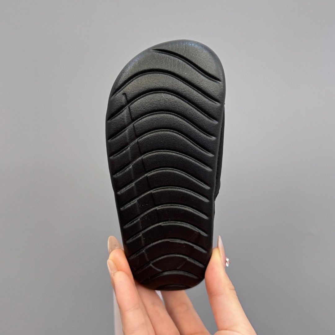 Nai K cute sandals available" black "