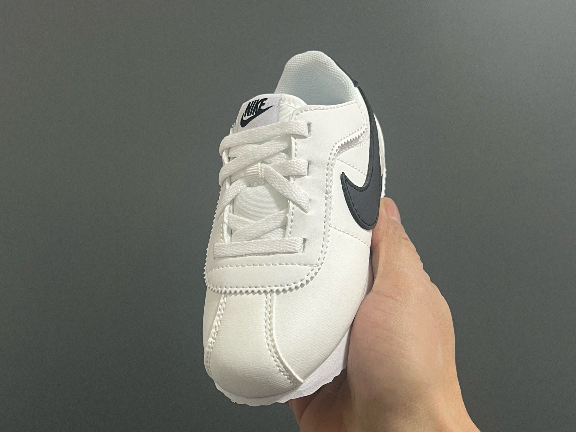 Nike Forrest Gump Classic Velcro Kids Shoes" white"