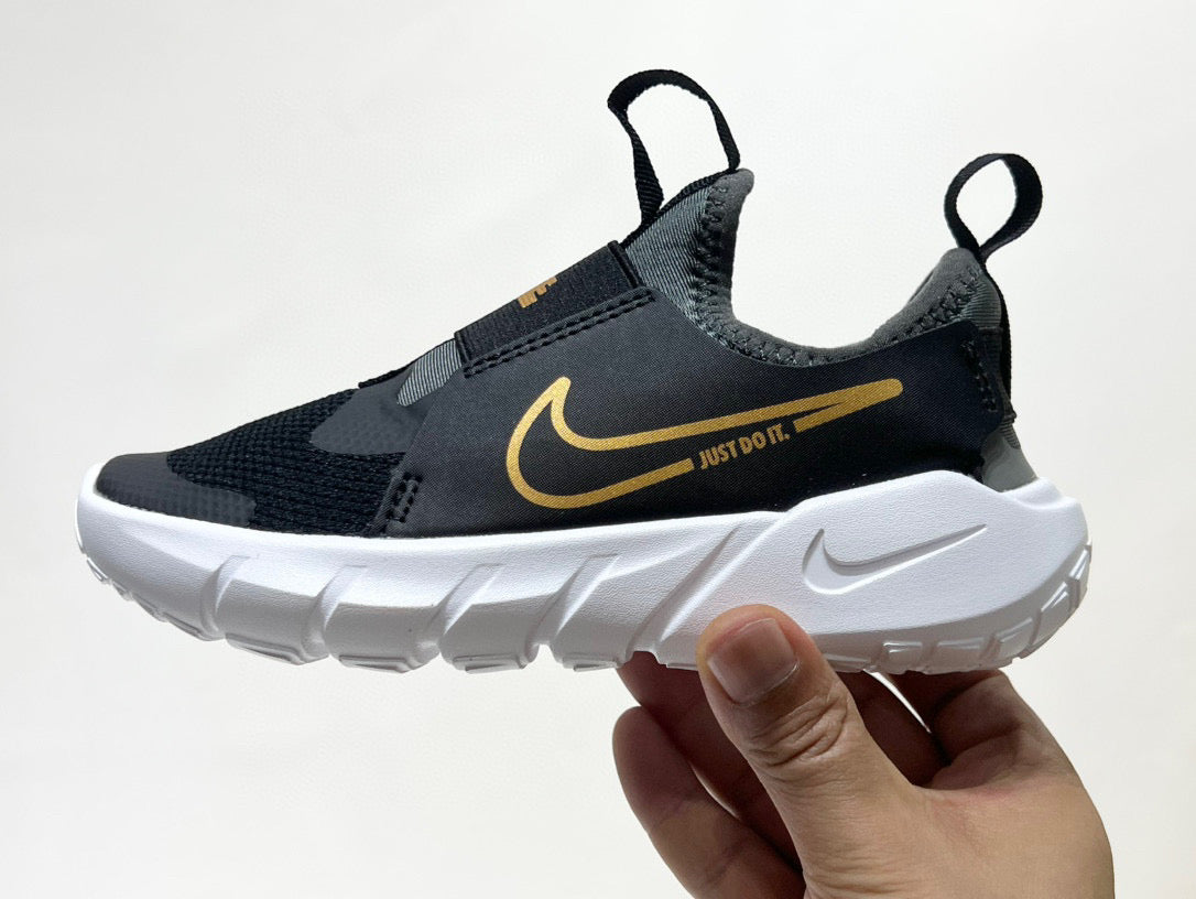 Nike's new barefoot slip" Black"