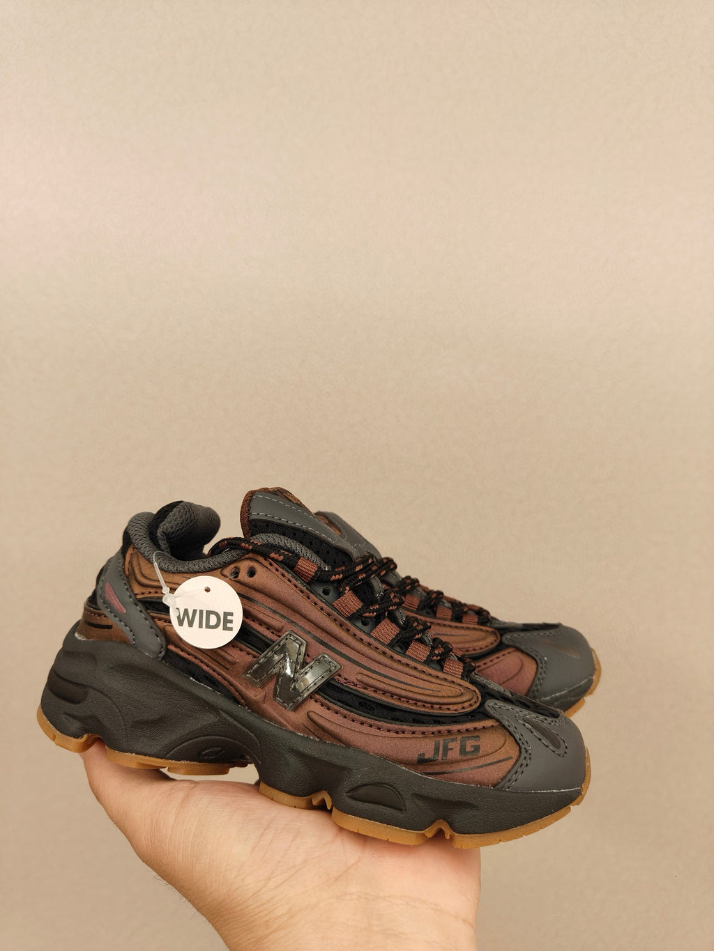 NB1000 lace-up children's shoes" brown"