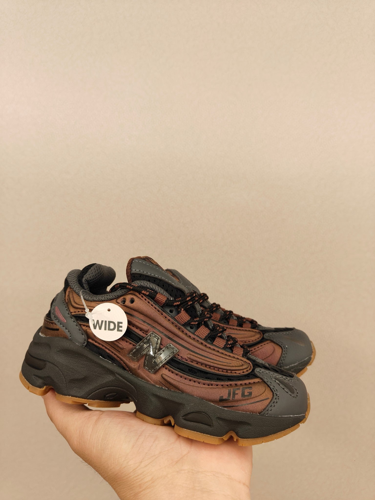 NB1000 lace-up children's shoes" brown"
