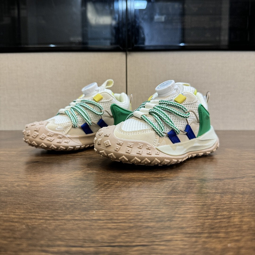 Nike ACG outdoor hiking shoes" green"