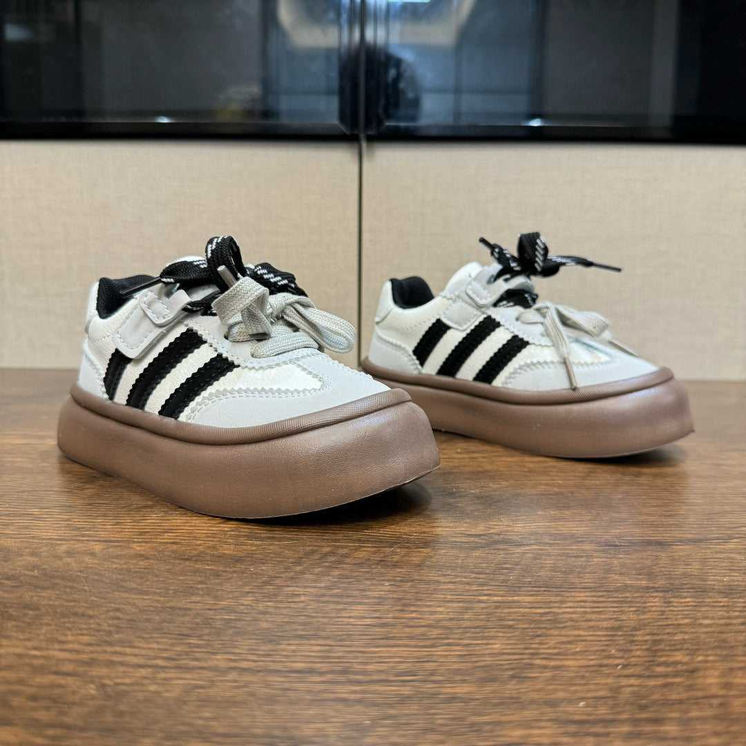 Adidas training invisible Velcro sneakers" white, black"