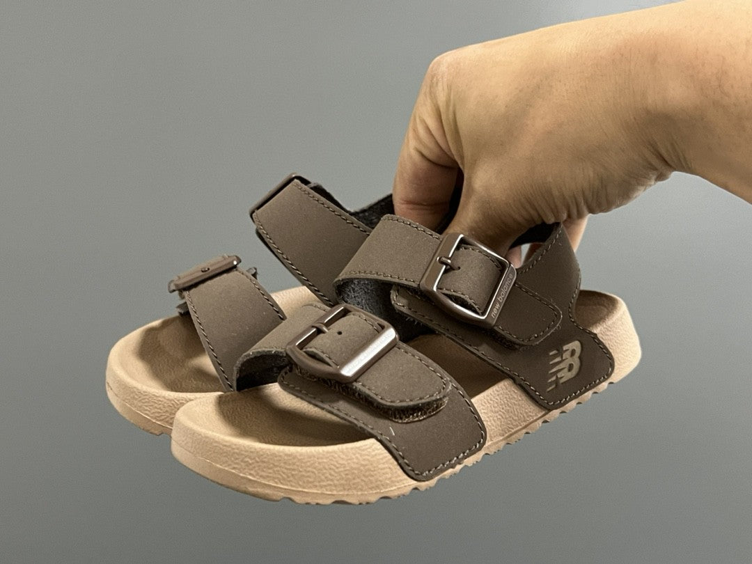 G version of Birkenstock Velcro sandals for children" medium brown"