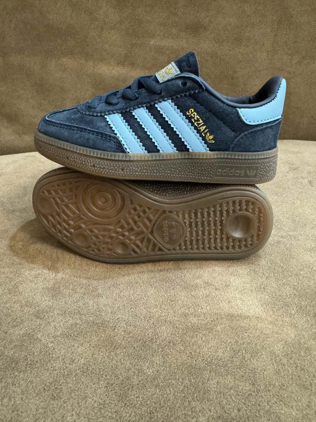 Adidas training 3 generation pig leather children's shoes" dark blue"