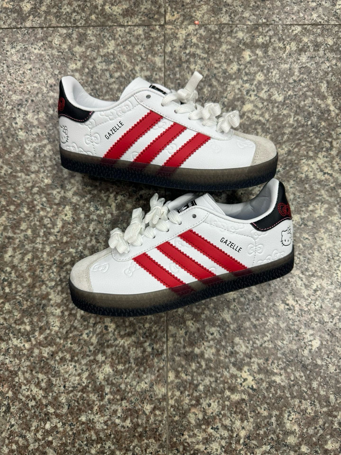 Adidas Dexter II Pig Eight Leather Velcro Sneakers" white, red, black"