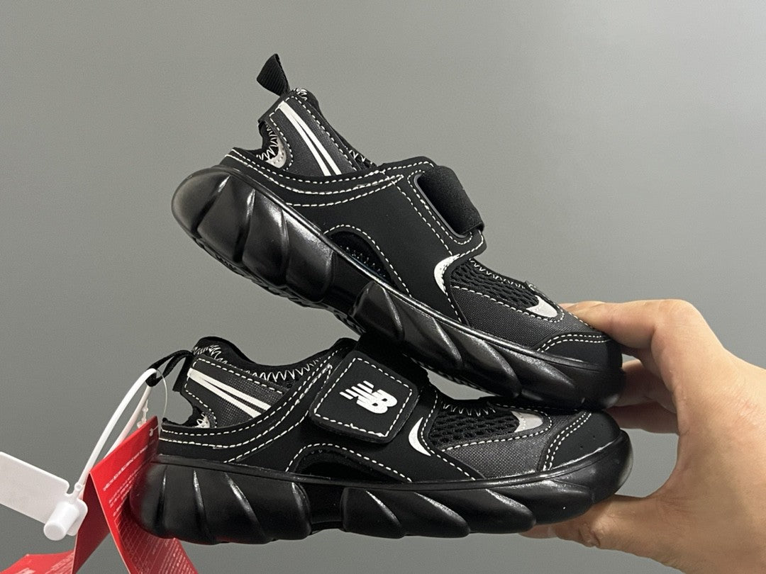NB new 920 Mary Jane mesh stitching Velcro children's sandals" black"