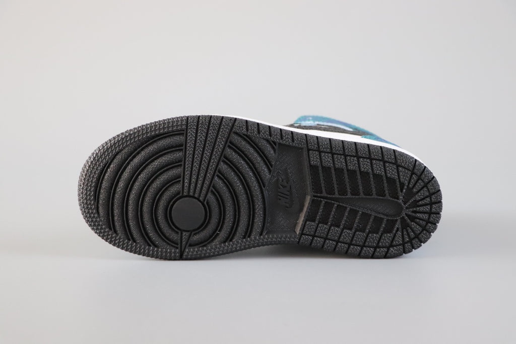 AJ-112" white, black, blue"