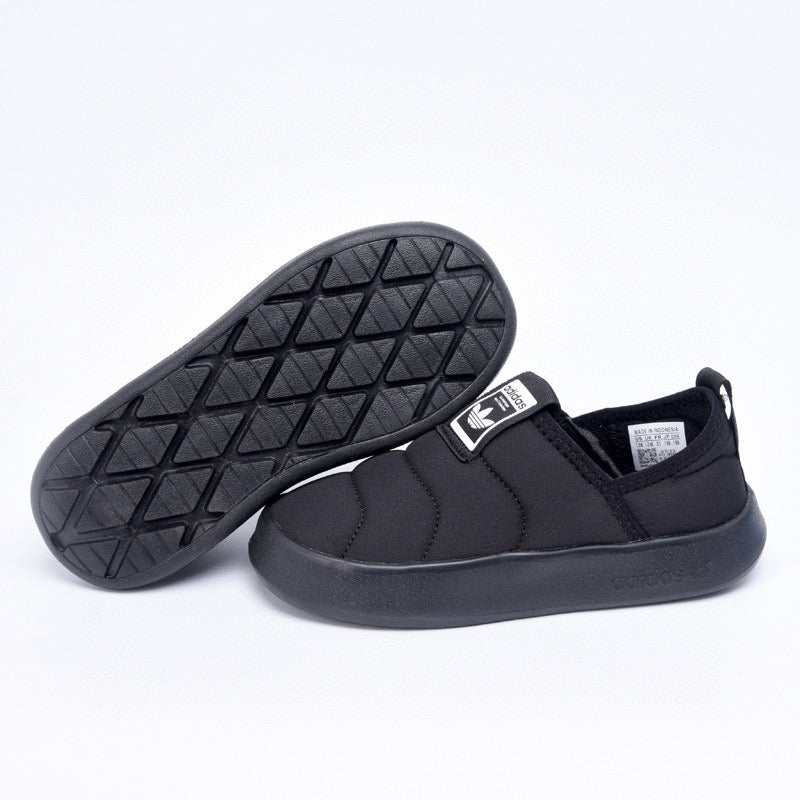 Adidas slip-on shoes" black"
