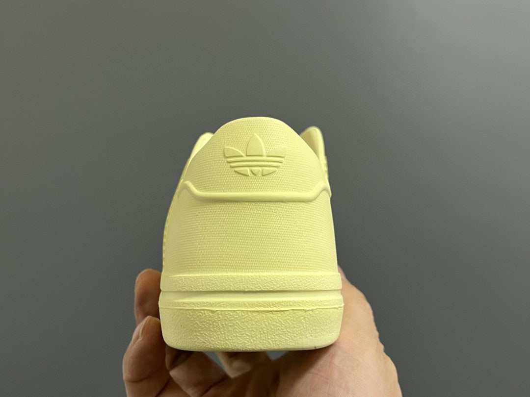 Soft shell hole slip-on sandals for children" light yellow"