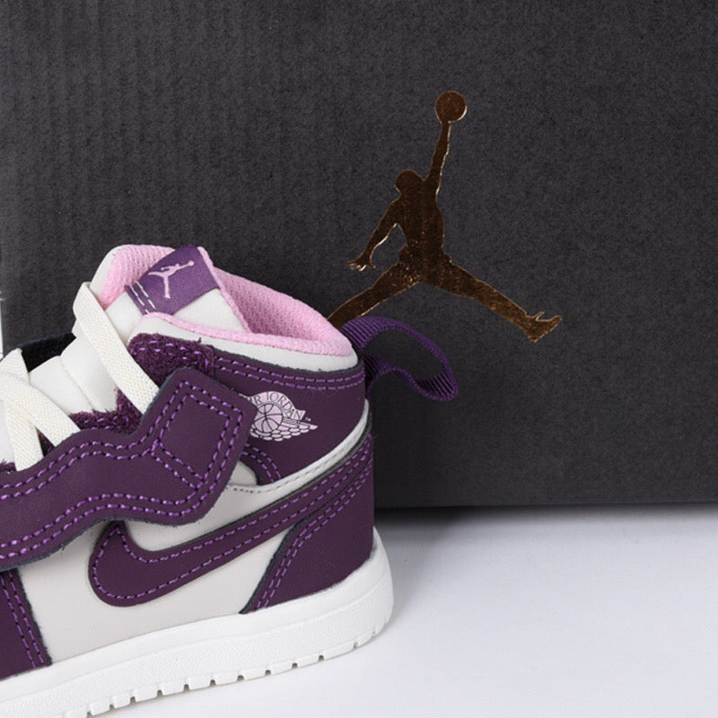Jordan high top elastic band"  Cream, dark purple"