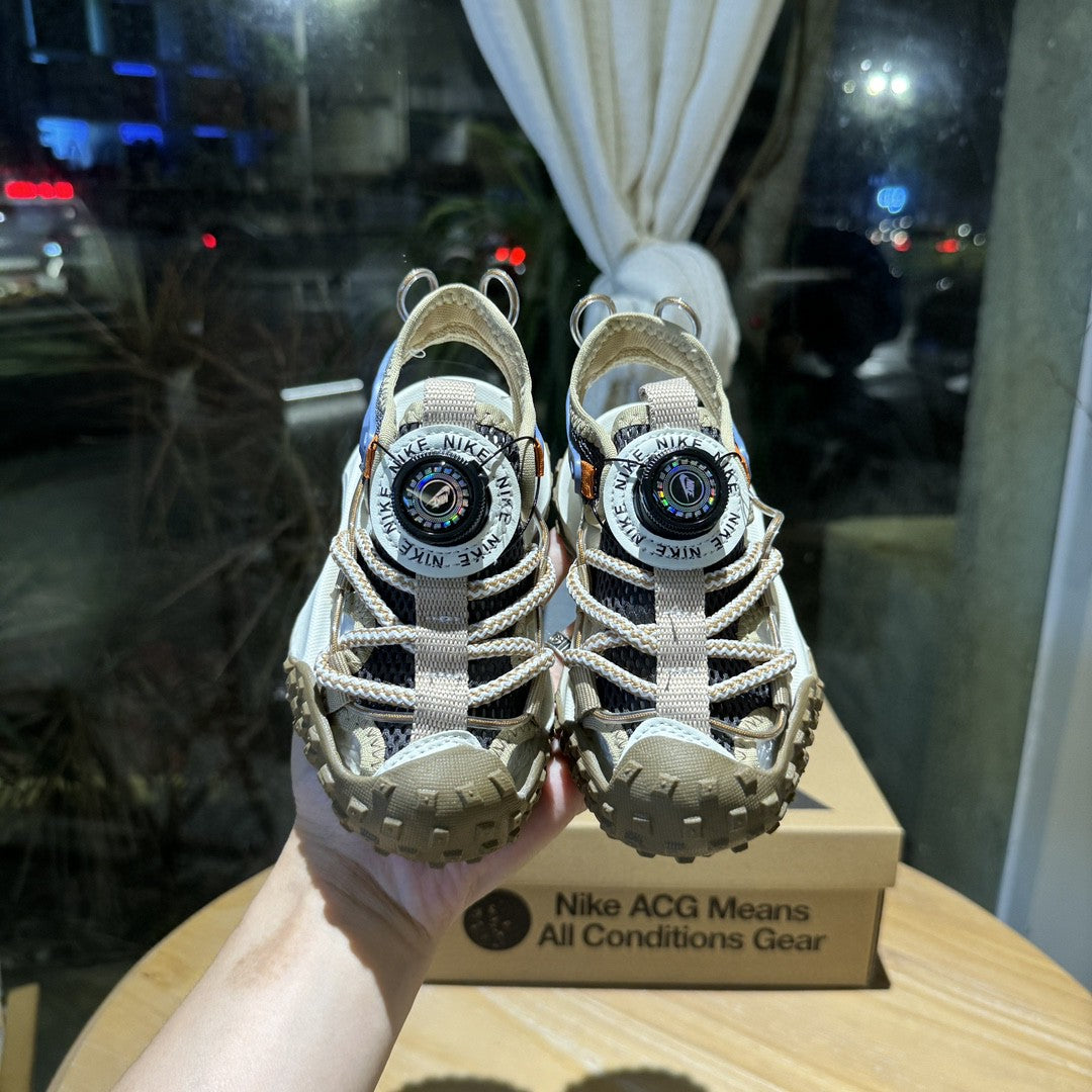 Popular NK hiking shoes and sandals" darker brown, Cream"
