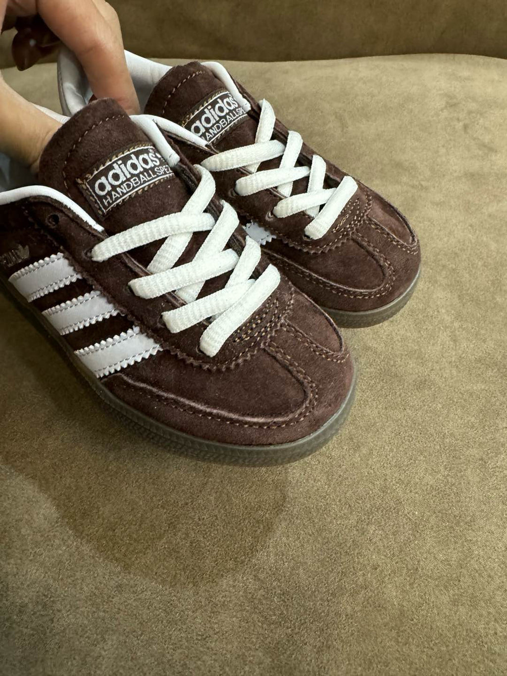 Adidas training 3 generation pig leather children's shoes" brown"