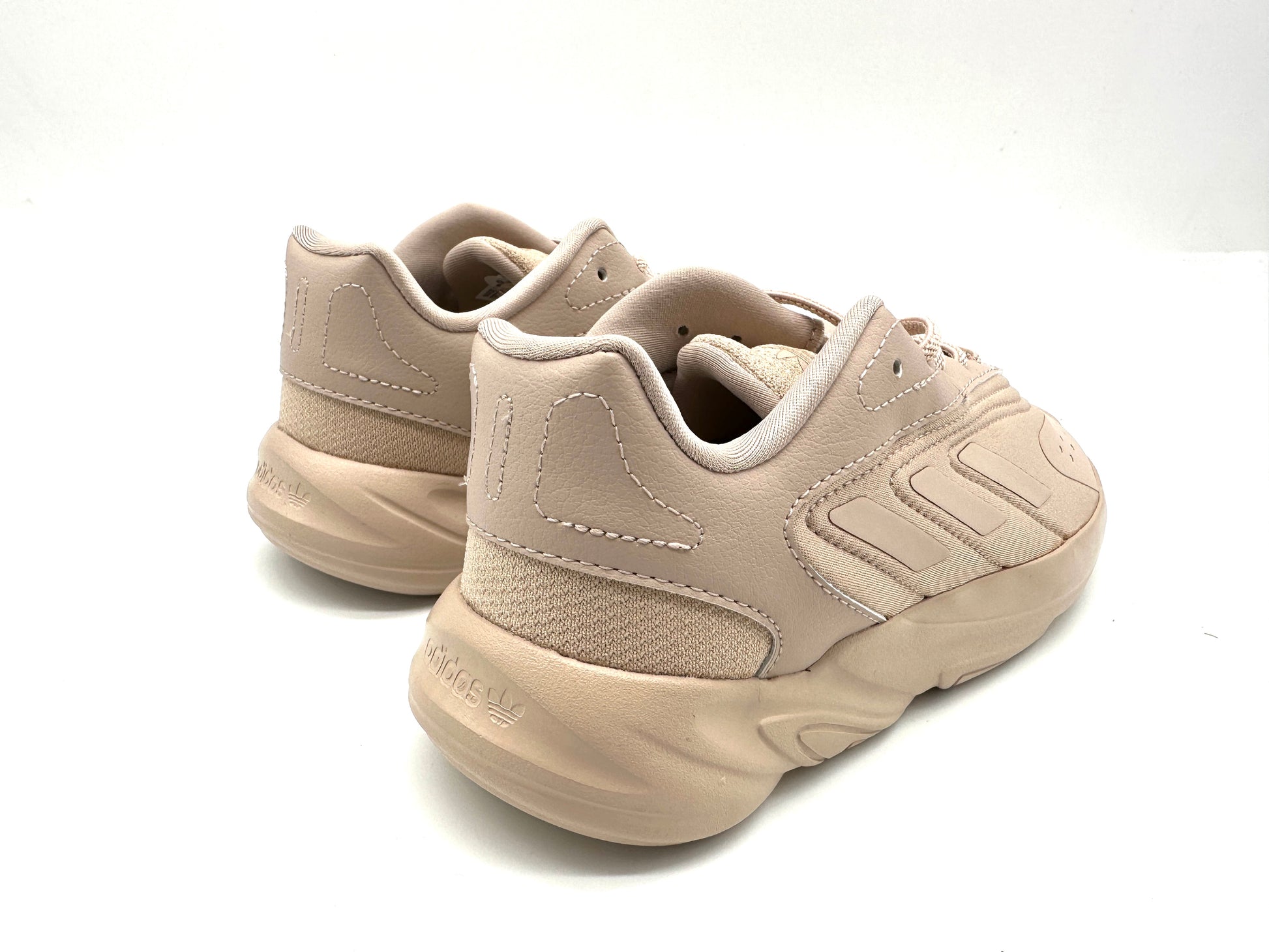 Adidas latest children's dad shoes "blush"