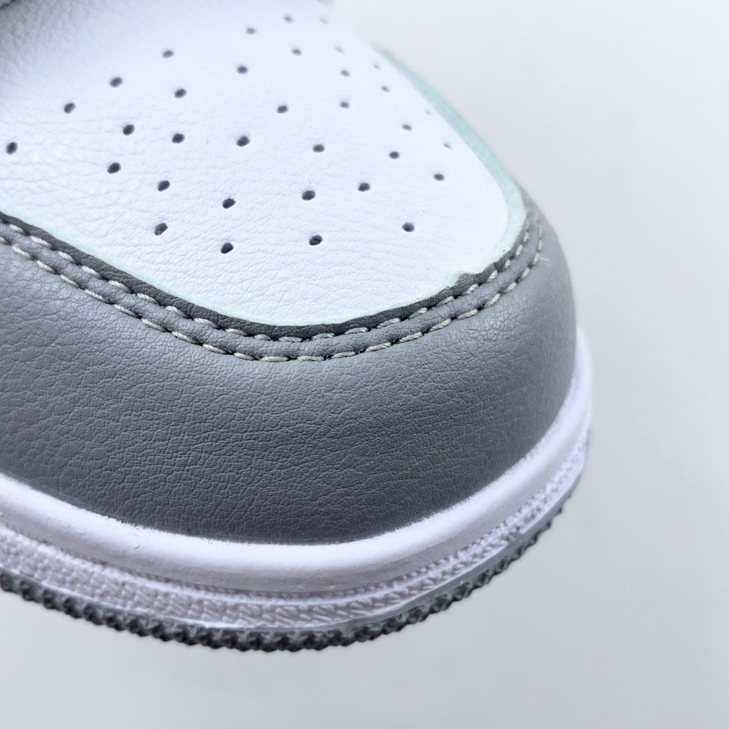 AJ Joe One-Wing Velcro Children's Shoes" white, grey"