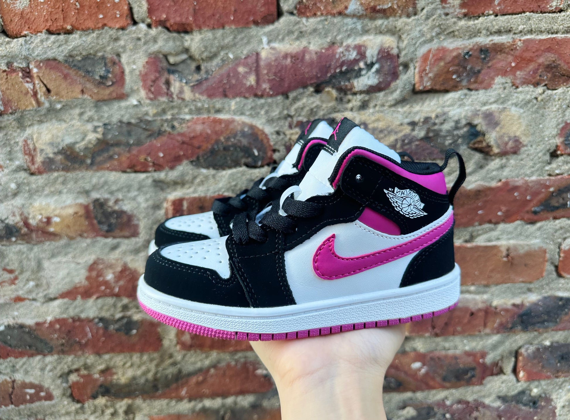 Joe 1 lace up" white, black, & Pink"