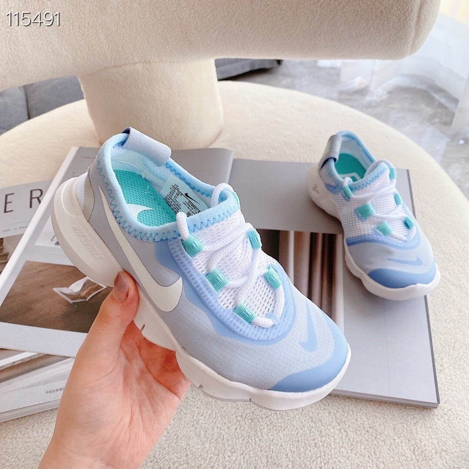 Nike Barefoot 5.0 Kids" light sky"