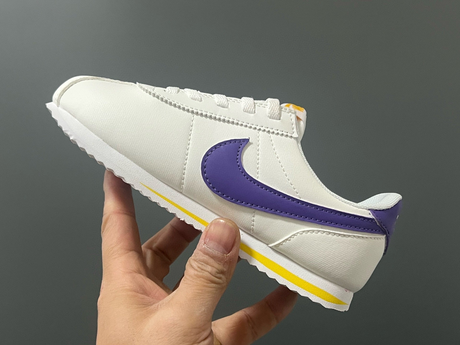 Nike Forrest Gump Classic Velcro Kids Shoes" white, blue"