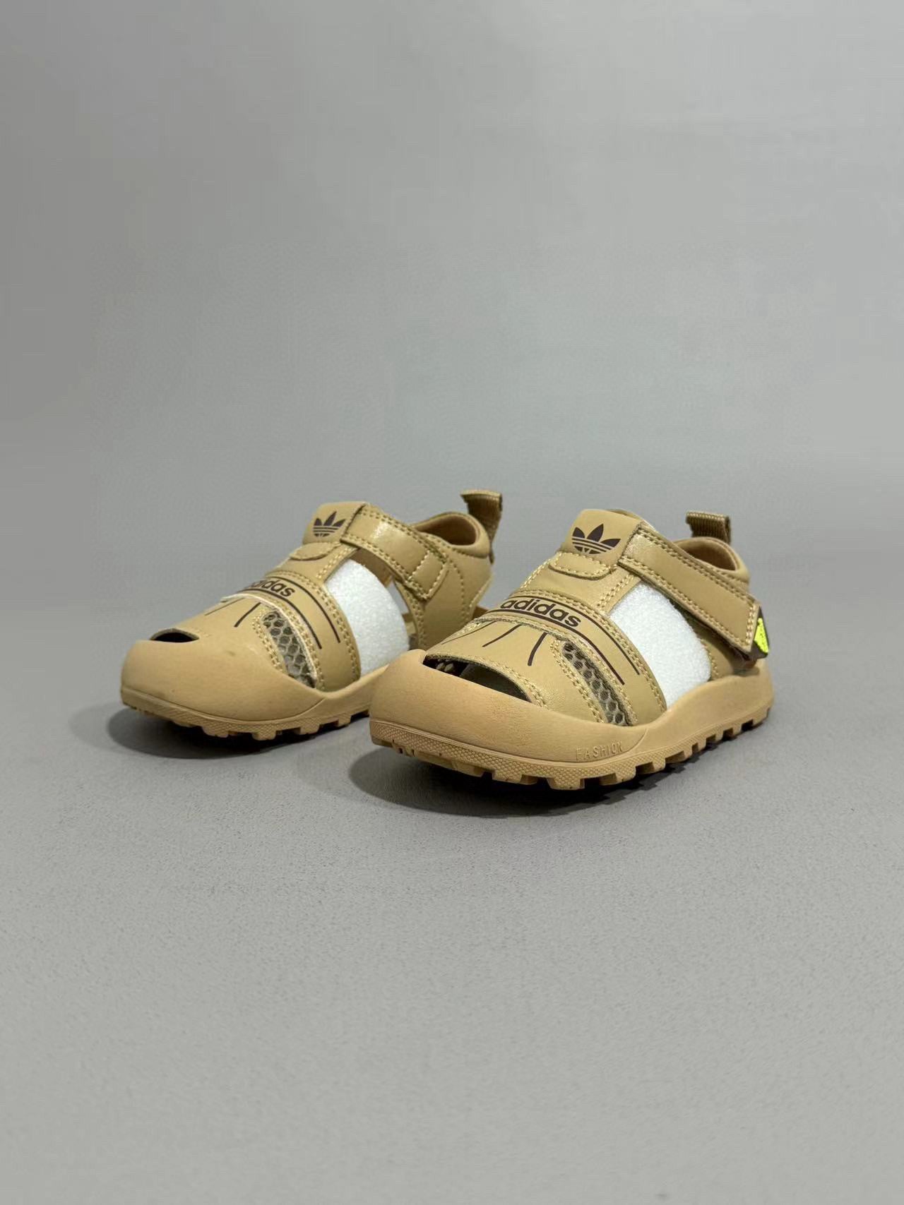 Adidas hollow Velcro sandals" light brown"