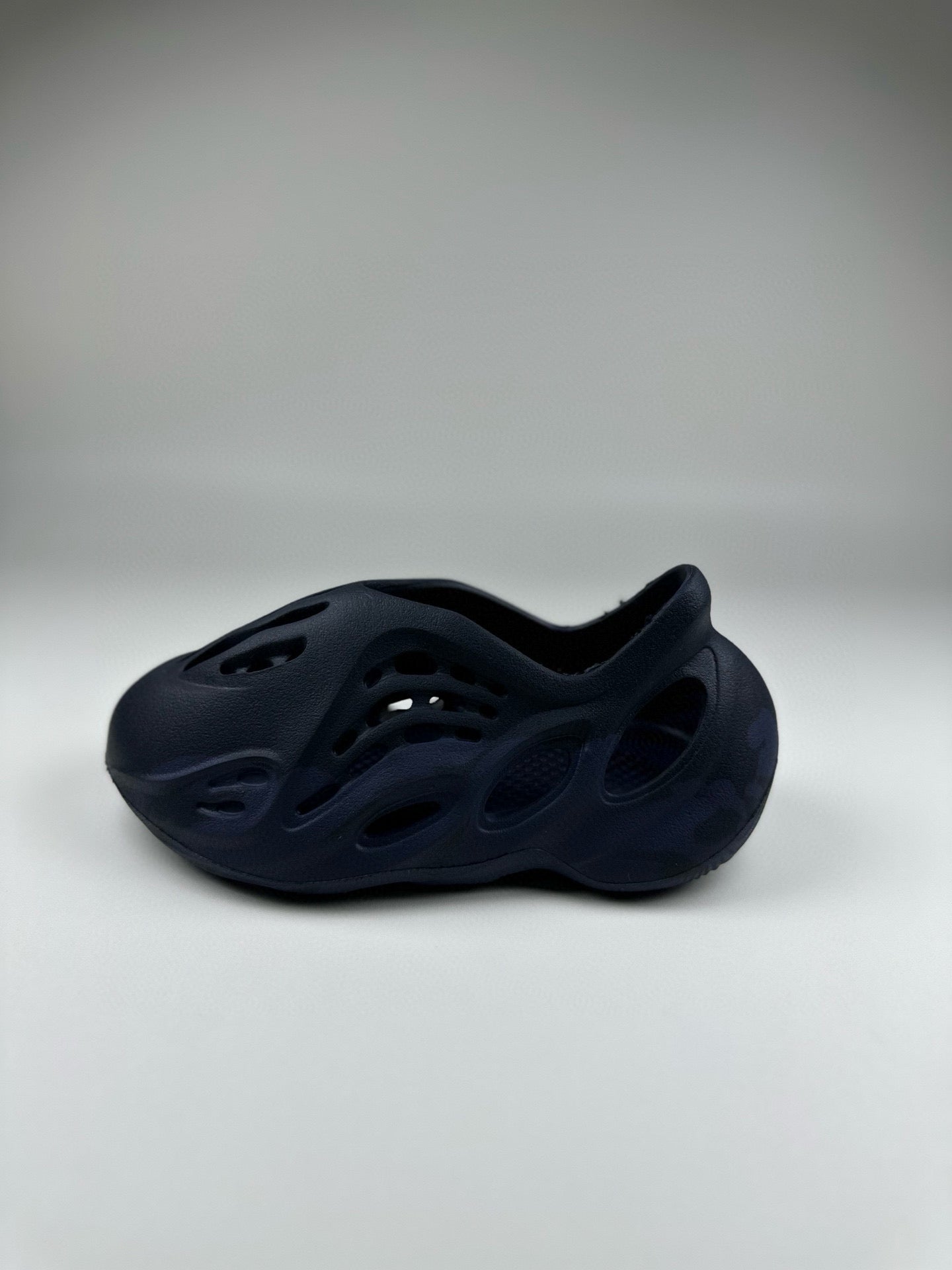 Coconut Crocs" dark navy"