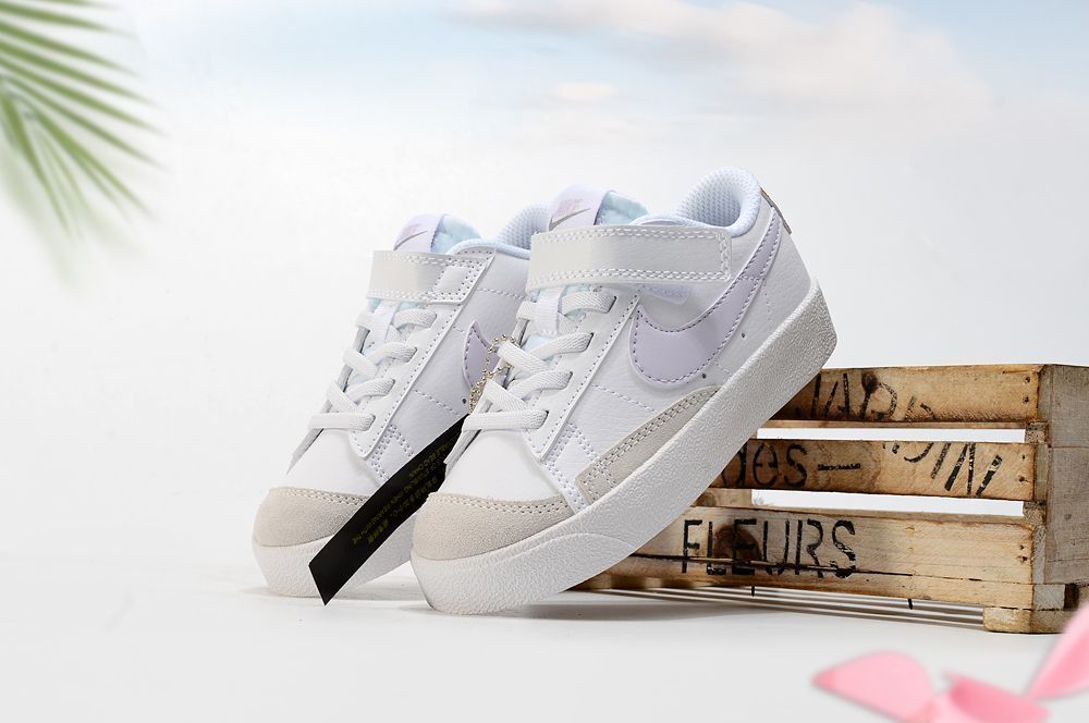 New colorway for the Trail Blazers low-top" white"