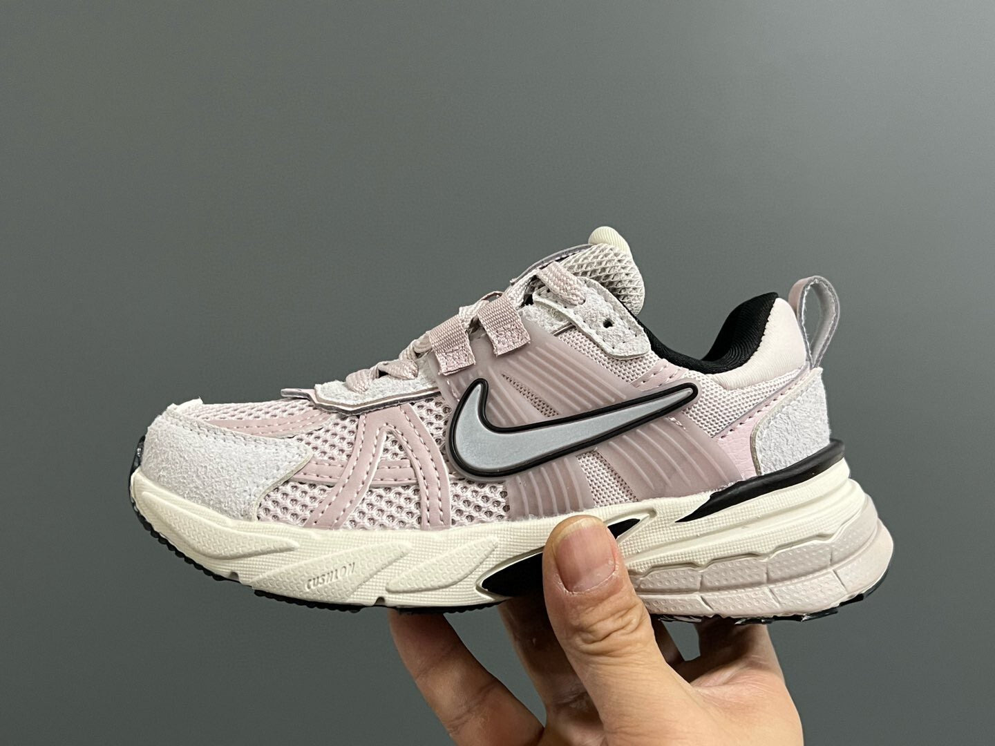 v2k children's shoes