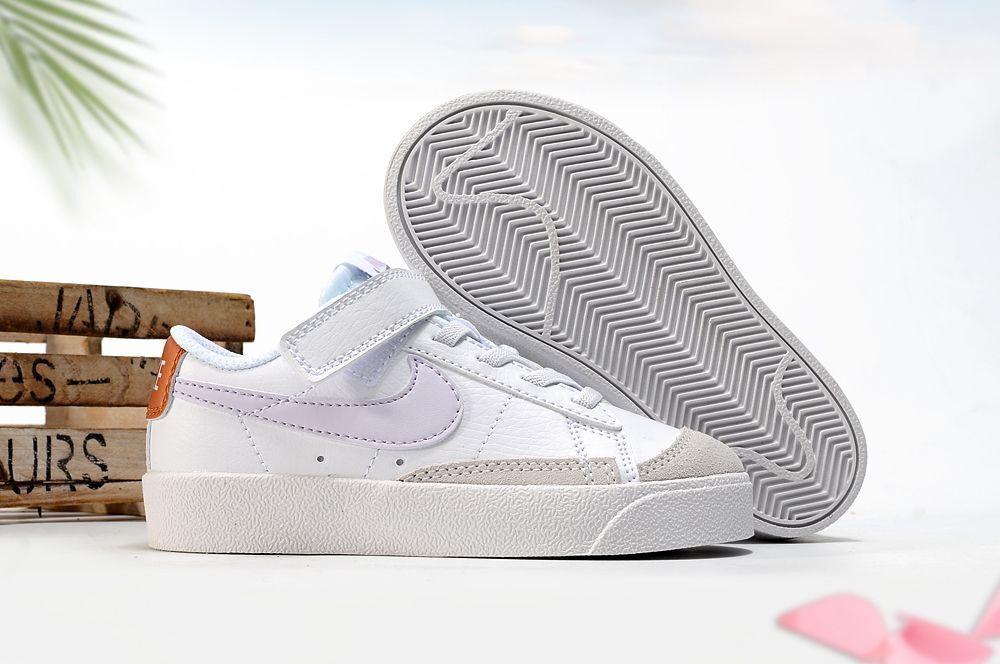 New colorway for the Trail Blazers low-top" white"