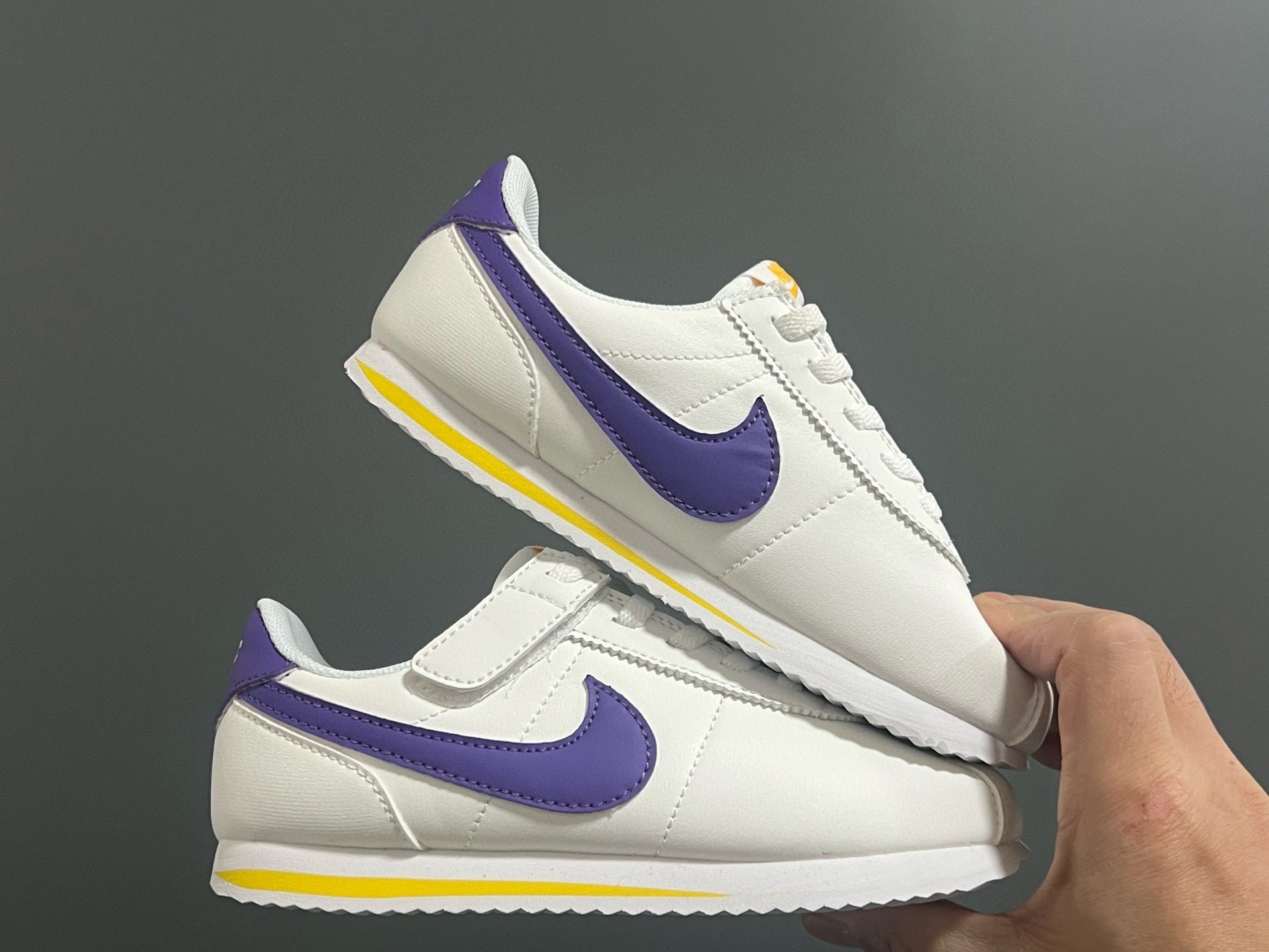 Nike Forrest Gump Classic Velcro Kids Shoes" white, blue"