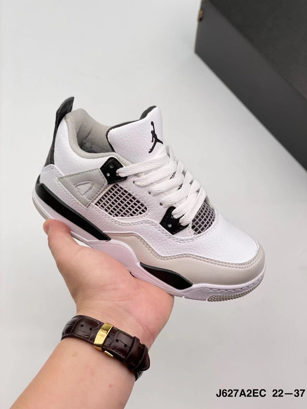 Joe 4 head level" white, light gray"