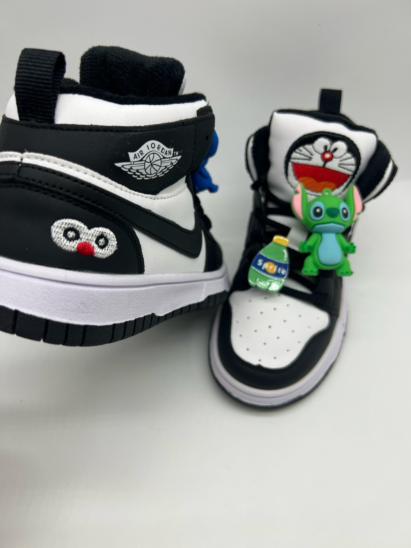 Joe One Cartoon Doll Accessories High Top Sneakers " white, black"
