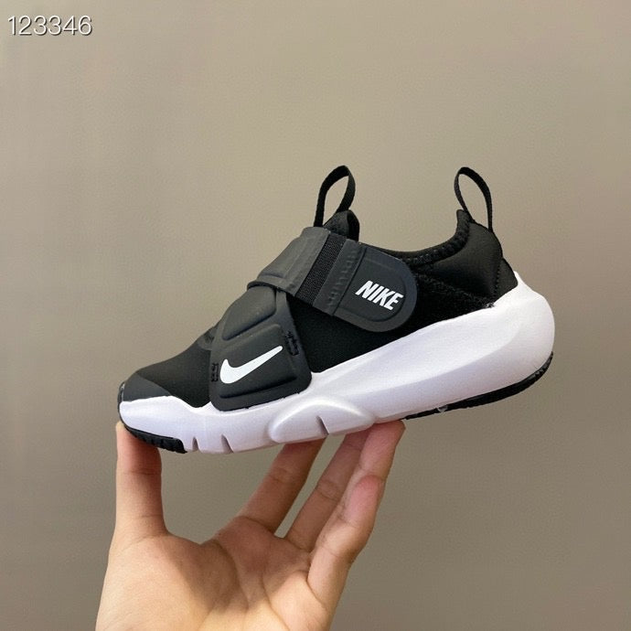 Nike Flying Saucer FA Cross Velcro" black"