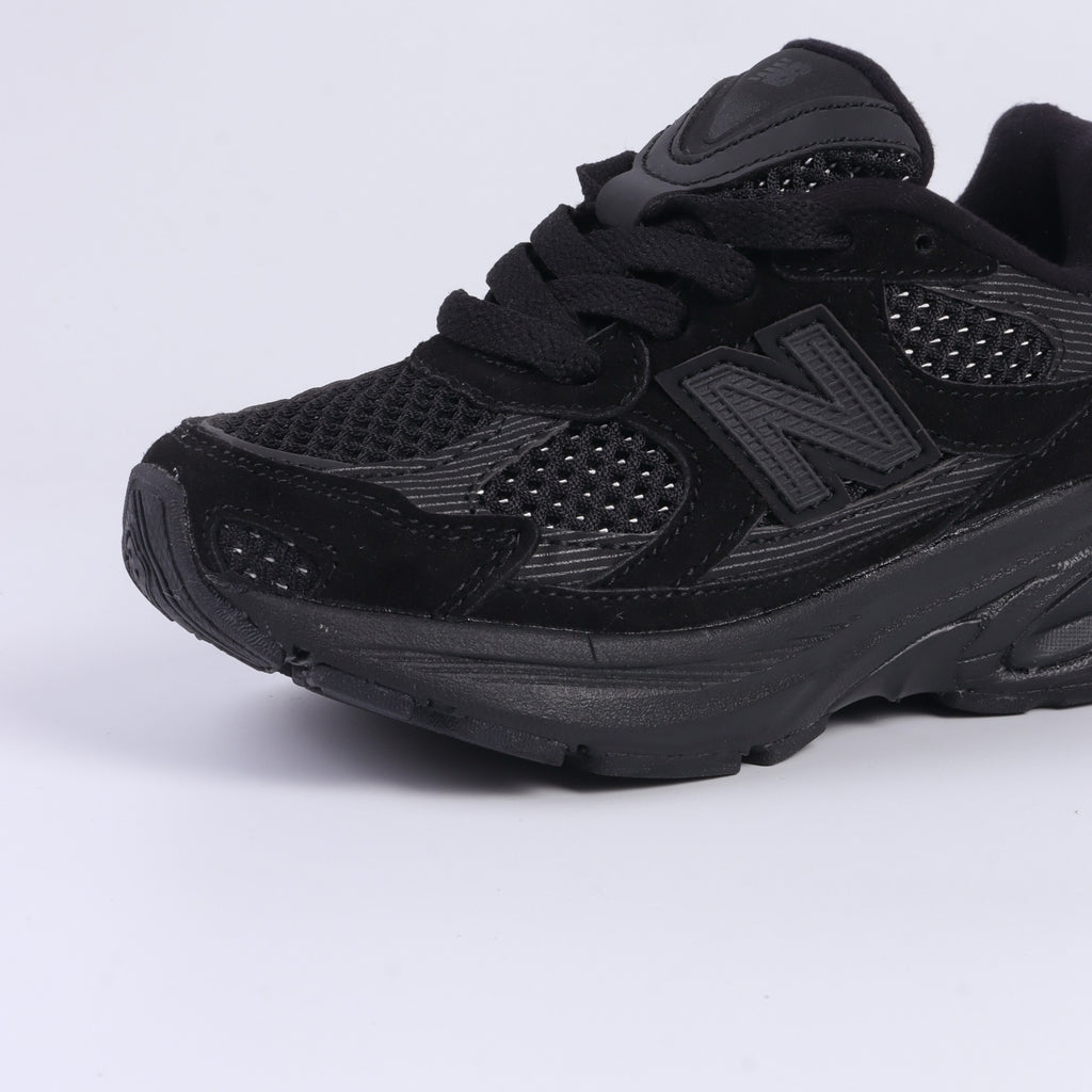 N 2010 children's shoes" Black"