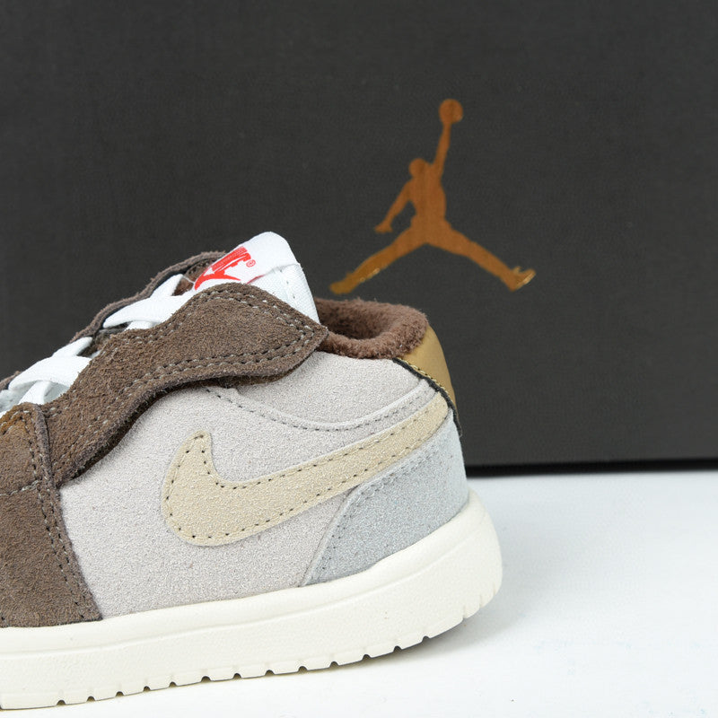 Jordan low top elastic band" brown, light gray'
