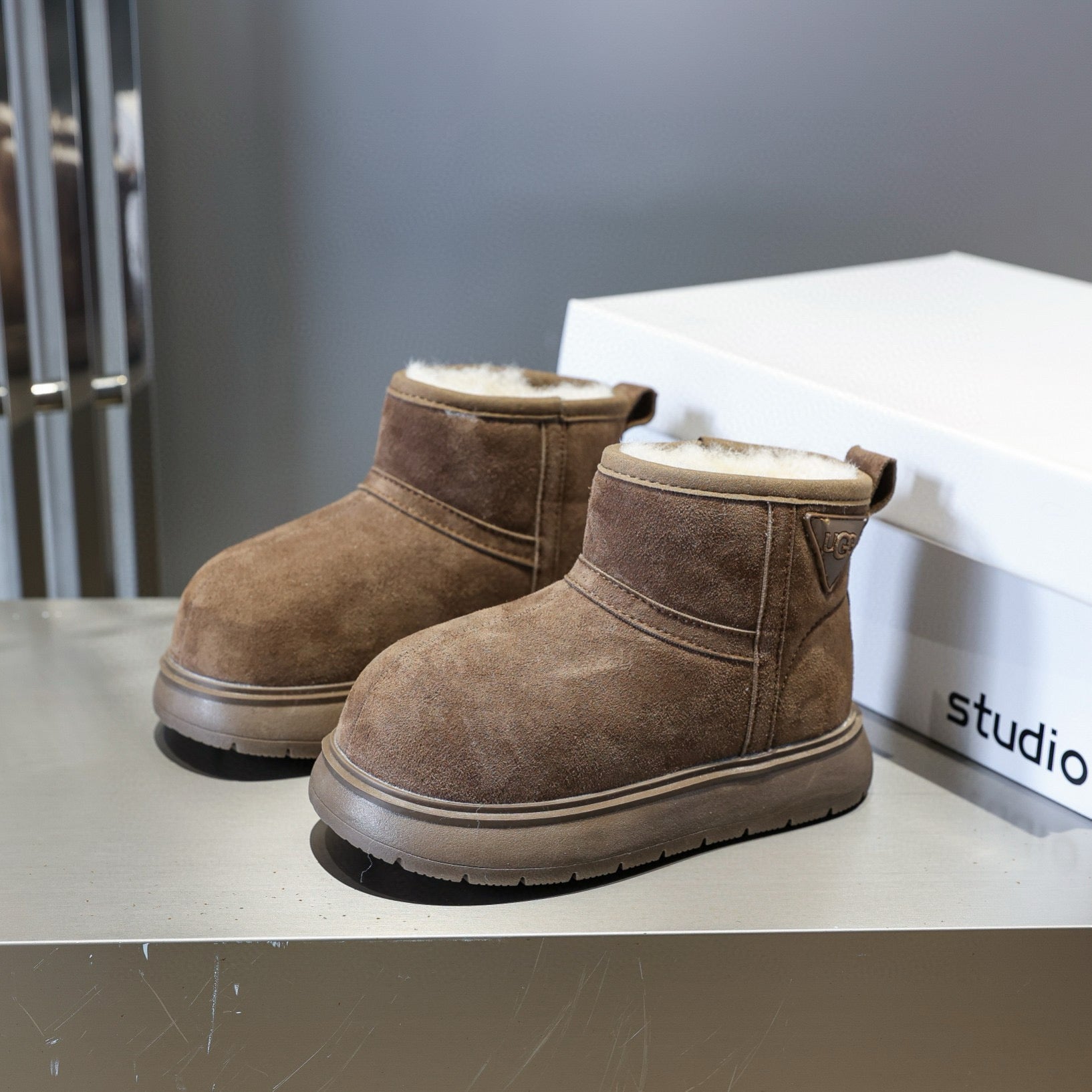 U-GG ugly leather big head snow boots" brown"