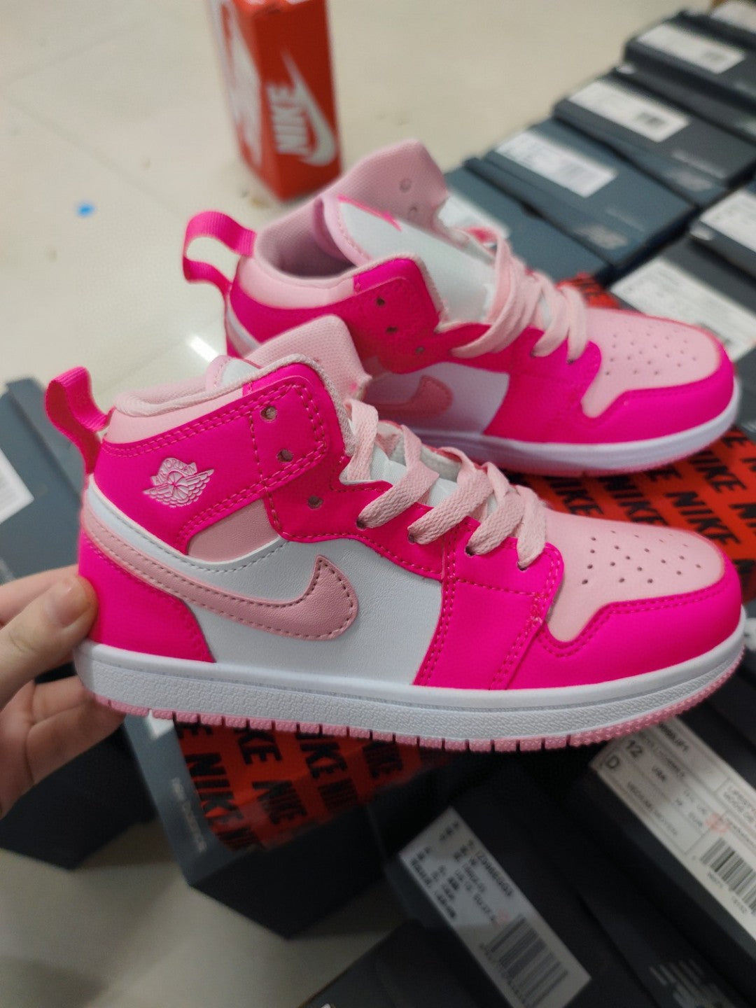 Jordan cartoon doll version children's shoes" pink, white"